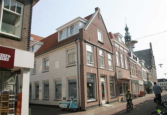 hoek Kerkstraat en Peperstraat - wonen boven winkels Peperstraat Purmerend